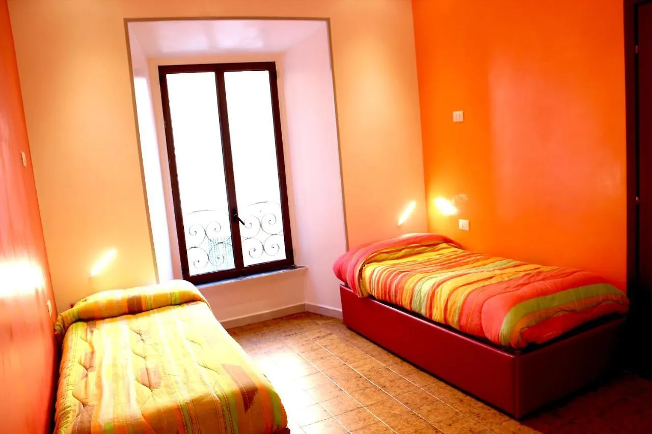 Legend R.G. Hostel Rome