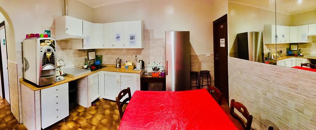 Legend R.G. Hostel Rome