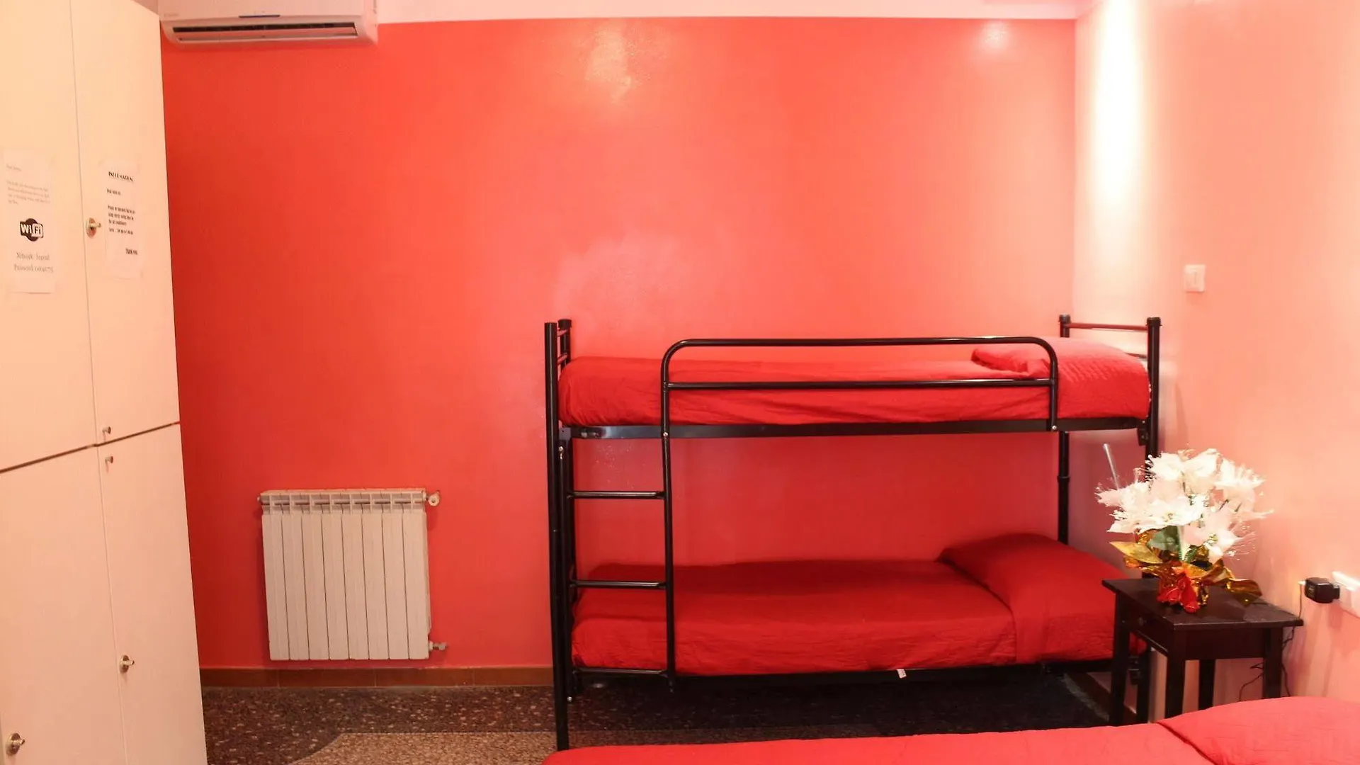 Legend R.G. Hostel Rome