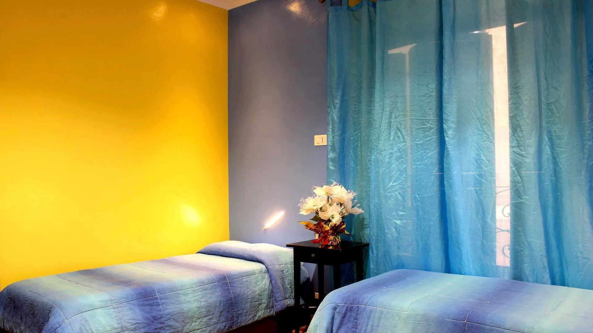 Legend R.G. Hostel Rome