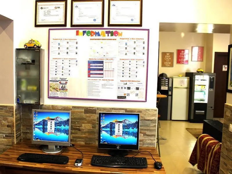 Legend R.G. Hostel Rome